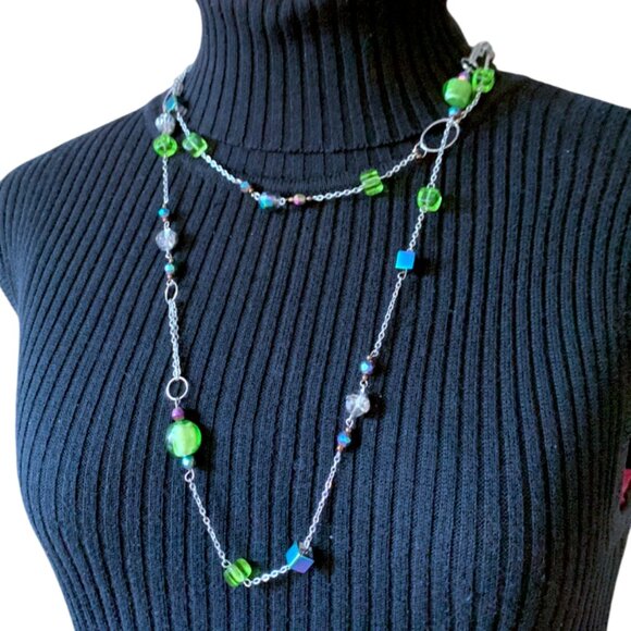 CREATION - OPERA long Green Beaded Necklace - Picture 4 of 8